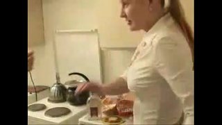 Cute դեռահասը ստանում առաջ ՝ հասուն տղա