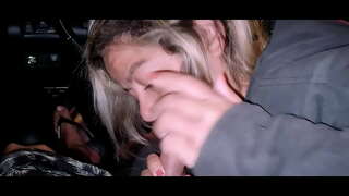 Dał się przejechać, aby pomóc dziewczynie i patrzy na to, co zrobiła...