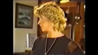 ���য়স্ক মহিলার সাথে y. বলছি