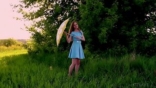 Frumusetea ucrainene Canara dezechipare în aer liber