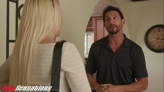 Big Booty Bionda Pronta A Scopare