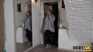 DEBT4k. बच्चा सकिएन ऋण तिर्न लागि ठूलो स्तन त्यसैले कलेक्टर थियो fucked hard